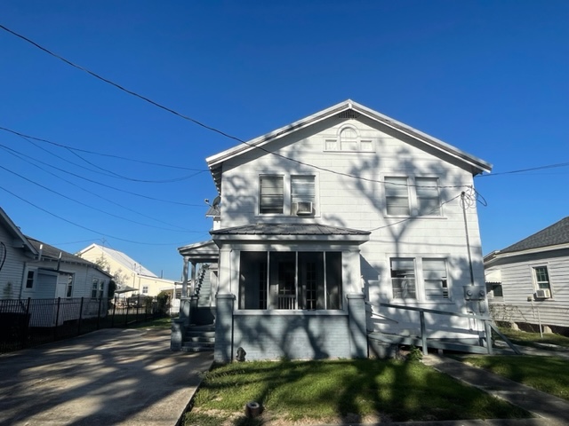 624 Gabasse St. Upper 1